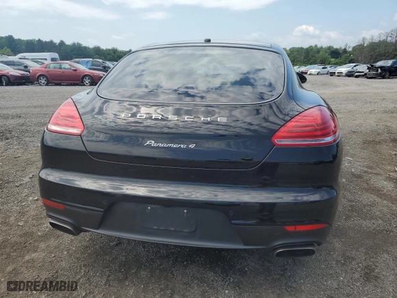 2016 Porsche Panamera 4 with VIN WP0AA2A74GL005557, listed as a Copart auction lot 61807854 with 58,415 mi miles and Salvage Title. Bid and sale history available at carsss.com. Image 6.