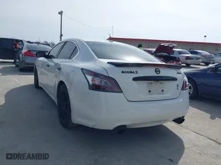 2012 Nissan Maxima 3.5 SV with VIN 1N4AA5AP3CC811262, listed as a IAAI auction lot 41584517 with 172,823 mi miles. Bid and sale history available at carsss.com. Image 3.