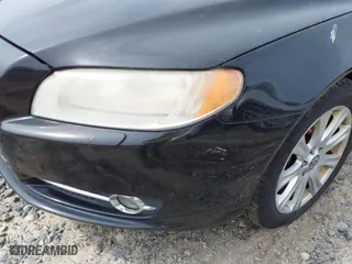 2010 Volvo S80 I6 with VIN YV1960AS1A1120661, listed as a IAAI auction lot 42052019 with 164,092 mi miles. Bid and sale history available at carsss.com. Image 13.