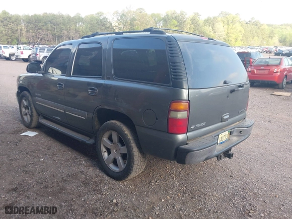2002 Chevrolet Tahoe LT with VIN 1GNEC13Z92R273473, listed as a IAAI auction lot 41841071 with 290,007 mi miles. Bid and sale history available at carsss.com. Image 3.