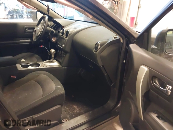 2011 Nissan Rogue S z VIN JN8AS5MV8BW273449, wystawiony jako IAAI lot #41504629 z przebiegiem 255 632 mil mil oraz . Historia ofert i sprzedaży dostępna na DreamBid. Obrazek 5.