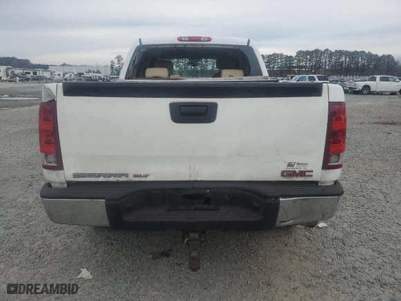 2013 GMC Sierra 1500 SLT with VIN 3GTP2WE72DG338695, listed as a Copart auction lot 88225115 with 217,909 mi miles and Salvage Title. Bid and sale history available at carsss.com. Image 6.