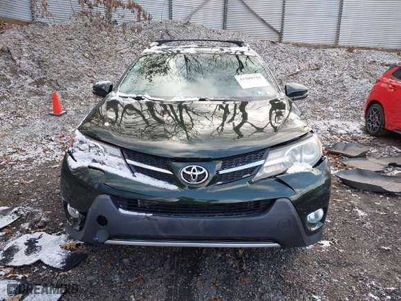 2013 Toyota RAV4 Limited with VIN 2T3DFREV5DW015653, listed as a IAAI auction lot 41989344 with 82,321 mi miles. Bid and sale history available at carsss.com. Image 12.