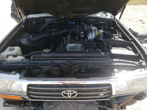1995 Toyota Land Cruiser z VIN JT3DJ81W9S0112464, wystawiony jako Copart lot #49925395 z przebiegiem 215 698 mil mil oraz Czysty tytuł • Clean title. Historia ofert i sprzedaży dostępna na DreamBid. Obrazek 12.
