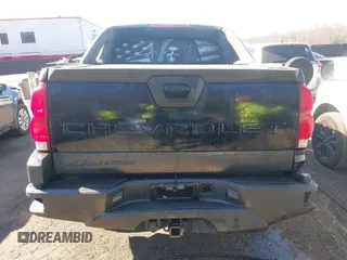 2003 Chevrolet Avalanche z VIN 3GNEK13T23G151831, wystawiony jako IAAI lot #41769769 z przebiegiem 207 010 mil mil oraz . Historia ofert i sprzedaży dostępna na DreamBid. Obrazek 16.