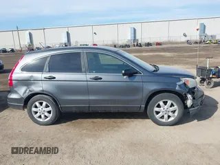 2011 Honda CR-V SE with VIN 5J6RE4H44BL048619, listed as a IAAI auction lot 41778585 with 181,454 mi miles. Bid and sale history available at carsss.com. Image 13.