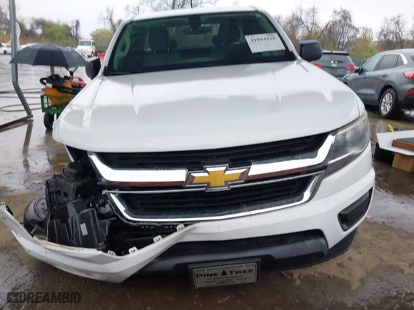 2018 Chevrolet Colorado 2WD Work Truck with VIN 1GCHSBEA4J1152322, listed as a IAAI auction lot 41984325 with 41,288 mi miles. Bid and sale history available at carsss.com. Image 12.