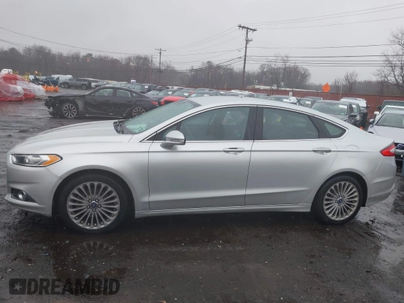 2013 Ford Fusion SE with VIN 3FA6P0HR4DR311449, listed as a IAAI auction lot 41860217 with 178,732 mi miles. Bid and sale history available at carsss.com. Image 14.