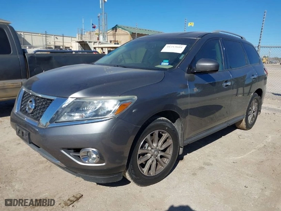 2016 Nissan Pathfinder S with VIN 5N1AR2MNXGC624565, listed as a IAAI auction lot 41213601 with 109,603 mi miles. Bid and sale history available at carsss.com. Image 2.