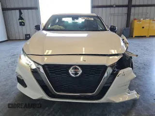 2020 Nissan Altima SR with VIN 1N4AL4CV8LC151610, listed as a Copart auction lot 82953194 with 104,357 mi miles and Clean Title. Bid and sale history available at carsss.com. Image 5.