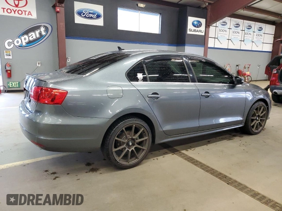 2013 Volkswagen Jetta TDI w/Premium с VIN 3VWLL7AJ0DM385046, выставлен на аукционе Copart как лот 55612265 с пробегом 115 955 миль миль и Списание • Salvage title. История ставок и продаж доступна на DreamBid. Изображение 3.