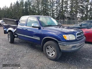 2002 Toyota Tundra SR5 with VIN 5TBBT44162S291767, listed as a IAAI auction lot 41703387 with 198,556 mi miles. Bid and sale history available at carsss.com. Image 1.