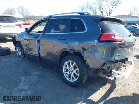 2017 Jeep Cherokee Latitude with VIN 1C4PJMCS2HW575645, listed as a IAAI auction lot 41747140 with 1 mi miles. Bid and sale history available at carsss.com. Image 3.