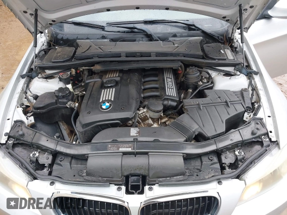 2011 BMW 3 Series 328i with VIN WBAPH7C57BA801980, listed as a IAAI auction lot 42100423 with 130,048 mi miles and . Bid and sale history available at DreamBid. Image 10.
