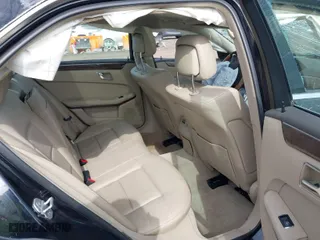 2010 Mercedes-Benz E-Class E 350 Luxury with VIN WDDHF8HB6AA240760, listed as a IAAI auction lot 41718437 with 1 mi miles. Bid and sale history available at carsss.com. Image 8.