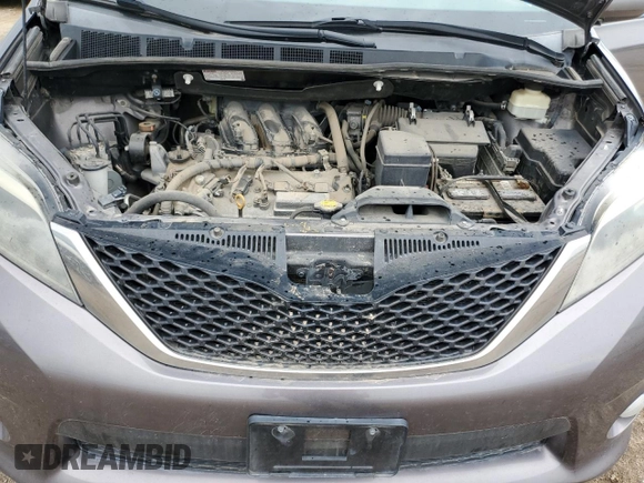 2016 Toyota Sienna SE with VIN 5TDXK3DCXGS732187, listed as a Copart auction lot 60566435 with Not provided miles and Clean title. Bid and sale history available at DreamBid. Image 12.