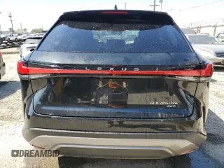2024 Lexus RX 450h+ Luxury z VIN JTJCJMGA2R2021916, wystawiony jako Copart lot #57710955 z przebiegiem 10 959 mil mil oraz Szkoda całkowita • Salvage title. Historia ofert i sprzedaży dostępna na DreamBid. Obrazek 6.
