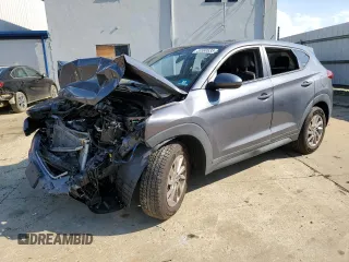 2018 Hyundai Tucson SE z VIN KM8J2CA44JU645919, wystawiony jako Copart lot #55580635 z przebiegiem Nie podano mil oraz Szkody całkowita. Historia ofert i sprzedaży dostępna na DreamBid. Obrazek 1.