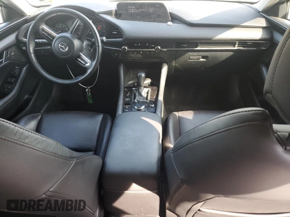 2020 Mazda 3 Premium with VIN 3MZBPBEM3LM124712, listed as a Copart auction lot 60290155 with 39,693 mi miles and Salvage title. Bid and sale history available at DreamBid. Image 8.