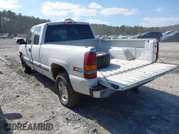 2002 Chevrolet Silverado 1500 LT with VIN 2GCEK19T321373124, listed as a IAAI auction lot 41502812 with 161,773 mi miles. Bid and sale history available at carsss.com. Image 3.