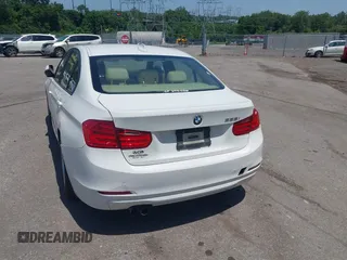 2013 BMW 3 Series 328i z VIN WBA3A5G51DNP26366, wystawiony jako IAAI lot #42562204 z przebiegiem 178 561 mil mil oraz . Historia ofert i sprzedaży dostępna na DreamBid. Obrazek 12.
