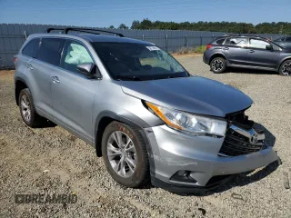 2014 Toyota Highlander LE z VIN 5TDBKRFHXES008602, wystawiony jako Copart lot #58779455 z przebiegiem 182 203 mil mil oraz Szkoda całkowita • Salvage title. Historia ofert i sprzedaży dostępna na DreamBid. Obrazek 4.