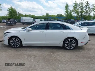 2017 Lincoln MKZ Reserve with VIN 3LN6L5F91HR627799, listed as a IAAI auction lot 42280512 with 110,632 mi miles and . Bid and sale history available at DreamBid. Image 14.