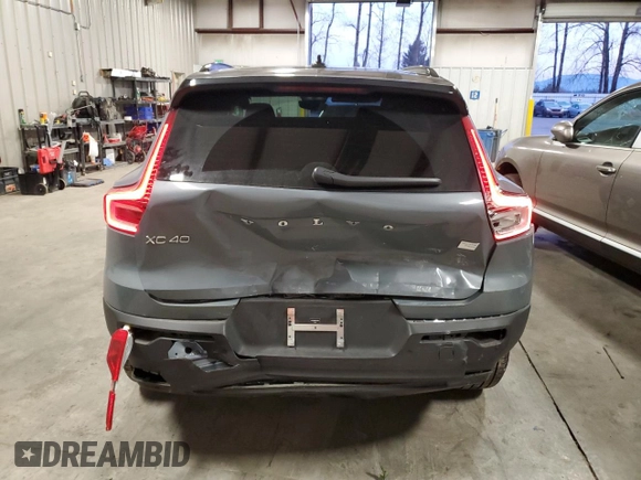 2023 Volvo XC40 Ultimate z VIN YV4ED3UMXP2077012, wystawiony jako Copart lot #41918315 z przebiegiem 20 117 mil mil oraz Szkoda całkowita • Salvage title. Historia ofert i sprzedaży dostępna na DreamBid. Obrazek 6.