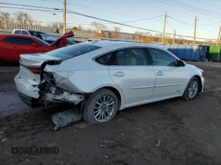 2018 Toyota Avalon Hybrid XLE Plus z VIN 4T1BD1EBXJU059818, wystawiony jako Copart lot #88440805 z przebiegiem 129 346 mil mil oraz Szkoda całkowita • Salvage title. Historia ofert i sprzedaży dostępna na DreamBid. Obrazek 3.