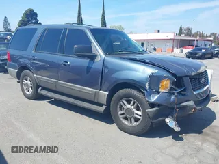 2003 Ford Expedition Special Service with VIN 1FMRU15W83LA50285, listed as a IAAI auction lot 41862419 with 180,224 mi miles. Bid and sale history available at carsss.com. Image 1.