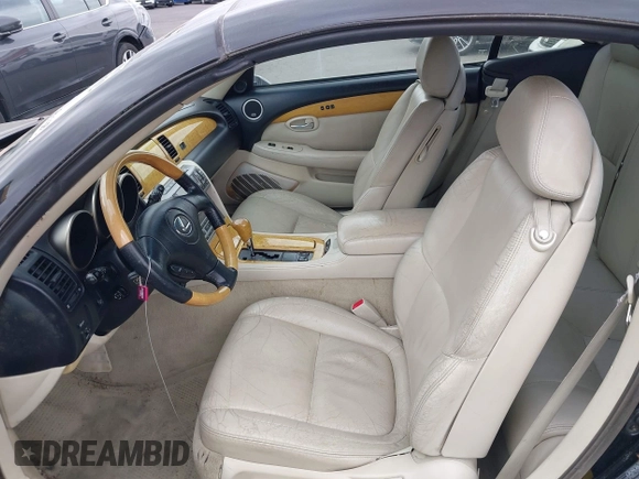 2003 Lexus SC with VIN JTHFN48YX30045446, listed as a IAAI auction lot 42138352 with 168,365 mi miles. Bid and sale history available at carsss.com. Image 5.