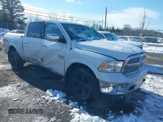 2018 Ram 1500 Big Horn z VIN 1C6RR7LG1JS113662, wystawiony jako IAAI lot #41274107 z przebiegiem 112 500 mil mil oraz . Historia ofert i sprzedaży dostępna na DreamBid. Obrazek 1.