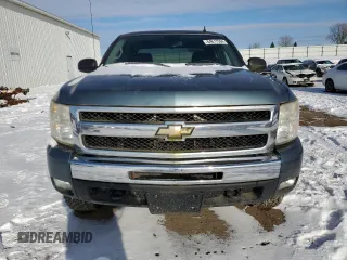 2011 Chevrolet Silverado 1500 LT with VIN 3GCPKSE3XBG101200, listed as a Copart auction lot 84617594 with 0 mi miles and Clean Title. Bid and sale history available at carsss.com. Image 5.
