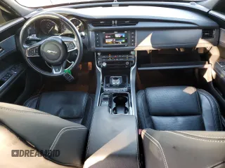 2016 Jaguar XF 35t R-Sport with VIN SAJBF4BV4GCY16291, listed as a Copart auction lot 87487434 with 62,984 mi miles and Salvage Title. Bid and sale history available at carsss.com. Image 8.