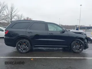 2024 Dodge Durango GT Plus z VIN 1C4RDJDG4RC193709, wystawiony jako IAAI lot #41933123 z przebiegiem 13 969 mil mil oraz . Historia ofert i sprzedaży dostępna na DreamBid. Obrazek 13.