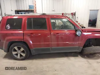 2016 Jeep Patriot Latitude with VIN 1C4NJRFB3GD707032, listed as a IAAI auction lot 41562511 with 69,693 mi miles and . Bid and sale history available at DreamBid. Image 13.