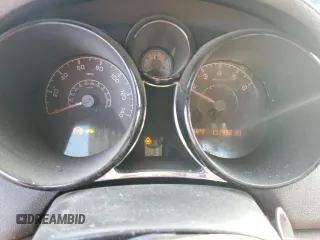 2008 Saturn Sky z VIN 1G8MC35BX8Y132825, wystawiony jako Copart lot #81708484 z przebiegiem 117 955 mil mil oraz Czysty tytuł • Clean title. Historia ofert i sprzedaży dostępna na DreamBid. Obrazek 9.