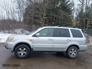 2008 Honda Pilot SE with VIN 5FNYF18388B050762, listed as a IAAI auction lot 41735234 with 184,245 mi miles. Bid and sale history available at carsss.com. Image 13.