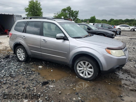 2011 Subaru Forester X Limited z VIN JF2SHAECXBH740090, wystawiony jako Copart lot #56787735 z przebiegiem 158 096 mil mil oraz Czysty tytuł • Clean title. Historia ofert i sprzedaży dostępna na DreamBid. Obrazek 4.