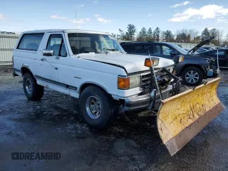 1990 Ford Bronco XL with VIN 1FMEU15N8LLA64421, listed as a Copart auction lot 46278575 with 467,792 mi miles and Clean Title. Bid and sale history available at carsss.com. Image 4.