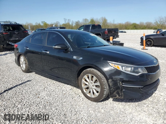 2016 Kia Optima LX z VIN 5XXGT4L36GG037534, wystawiony jako Copart lot #54903175 z przebiegiem 171 792 mil mil oraz Szkoda całkowita • Salvage title. Historia ofert i sprzedaży dostępna na DreamBid. Obrazek 4.