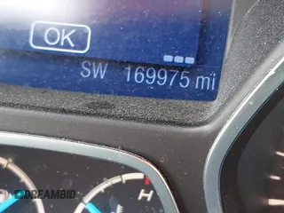 2013 Ford Escape SE with VIN 1FMCU0G90DUB37052, listed as a IAAI auction lot 42132973 with 169,975 mi miles and . Bid and sale history available at DreamBid. Image 15.