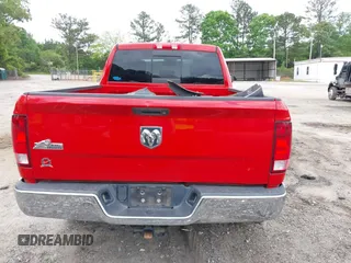 2014 Ram 1500 Big Horn z VIN 1C6RR6GG8ES429358, wystawiony jako IAAI lot #42181318 z przebiegiem 127 996 mil mil oraz . Historia ofert i sprzedaży dostępna na DreamBid. Obrazek 16.