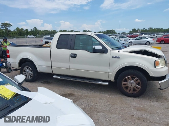 2007 Ford F-150 XL z VIN 1FTPX12V57FA70206, wystawiony jako IAAI lot #42370443 z przebiegiem 193 745 mil mil oraz . Historia ofert i sprzedaży dostępna na DreamBid. Obrazek 13.