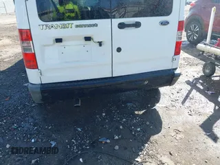 2011 Ford Transit Connect XL z VIN NM0LS7CN2BT058567, wystawiony jako IAAI lot #41971365 z przebiegiem 131 516 mil mil oraz . Historia ofert i sprzedaży dostępna na DreamBid. Obrazek 6.