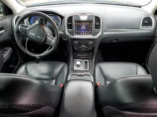 2015 Chrysler 300 Limited with VIN 2C3CCARG3FH736658, listed as a Copart auction lot 51308485 with 210,482 mi miles and Clean Title. Bid and sale history available at carsss.com. Image 8.