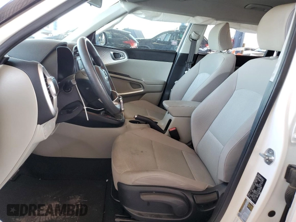 2021 Kia Soul S with VIN KNDJ23AU7M7142909, listed as a Copart auction lot 50317055 with 22,560 mi miles and Salvage Title. Bid and sale history available at DreamBid. Image 7.