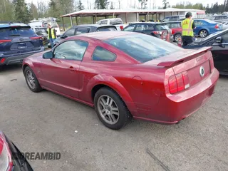 2005 Ford Mustang GT Deluxe with VIN 1ZVFT82HX55116087, listed as a IAAI auction lot 42039147 with 103,389 mi miles and . Bid and sale history available at DreamBid. Image 3.