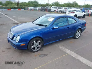 2002 Mercedes-Benz CLK 320/430 z VIN WDBLJ70GX2F198469, wystawiony jako IAAI lot #42008839 z przebiegiem 96 120 mil mil oraz . Historia ofert i sprzedaży dostępna na DreamBid. Obrazek 2.