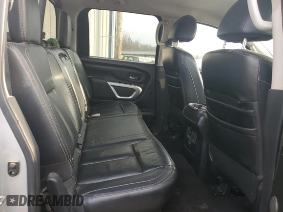 2016 Nissan Titan XD Platinum Reserve with VIN 1N6BA1F46GN513608, listed as a Copart auction lot 39489894 with 158,300 mi miles and Salvage Title. Bid and sale history available at carsss.com. Image 10.